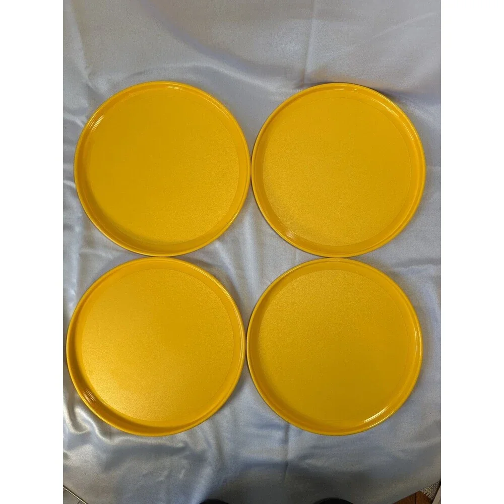 Rare Vintage 1985 Postmodern Picnic Set - 